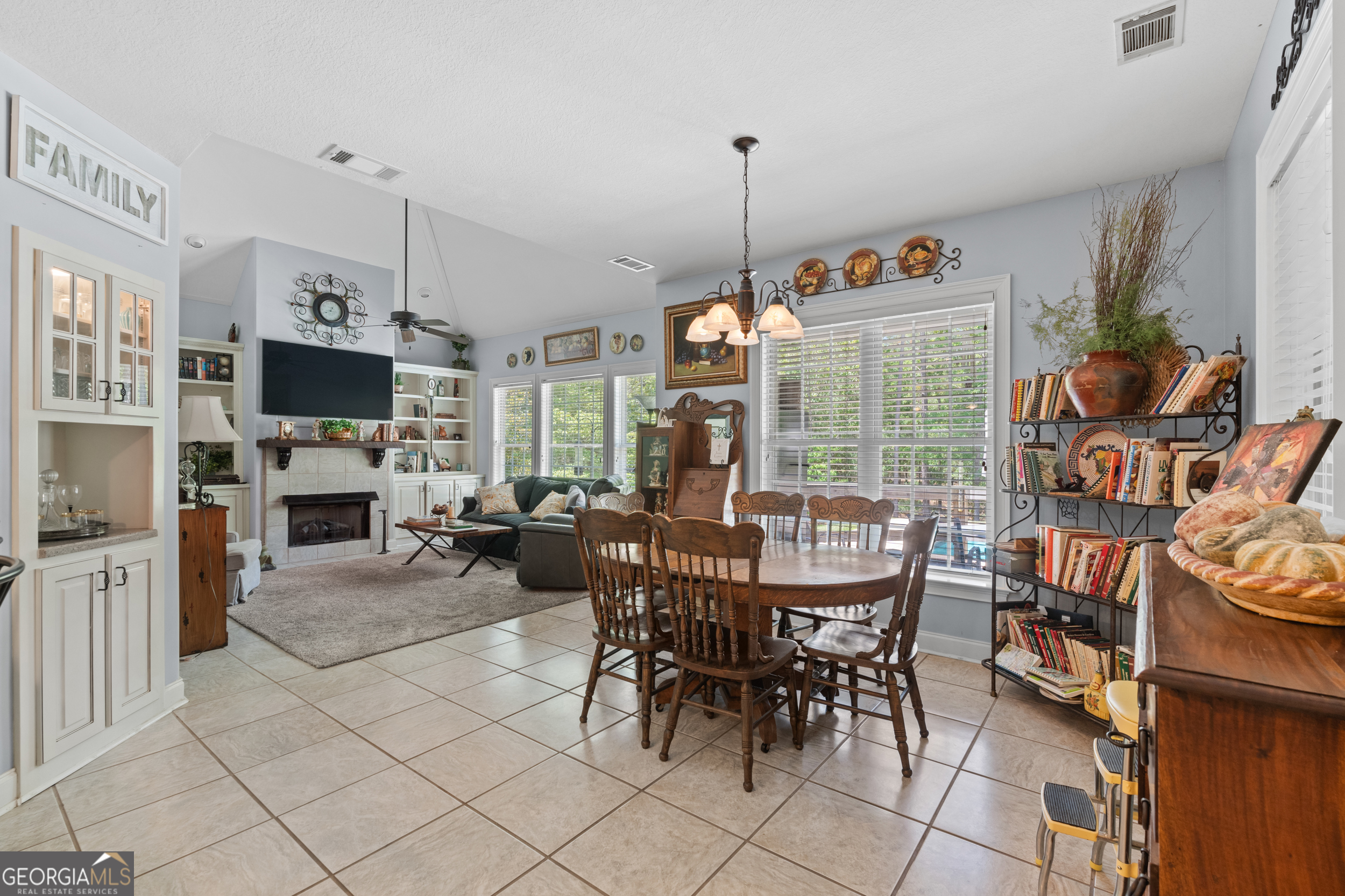 Statesboro, Georgia, 30461, United States, 5 Bedrooms Bedrooms, ,4 BathroomsBathrooms,Residential,For Sale,1794838