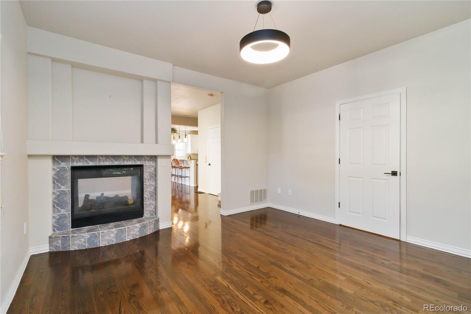 Aurora, Colorado, 80014, United States, 4 Bedrooms Bedrooms, ,Residential,For Sale,1986115