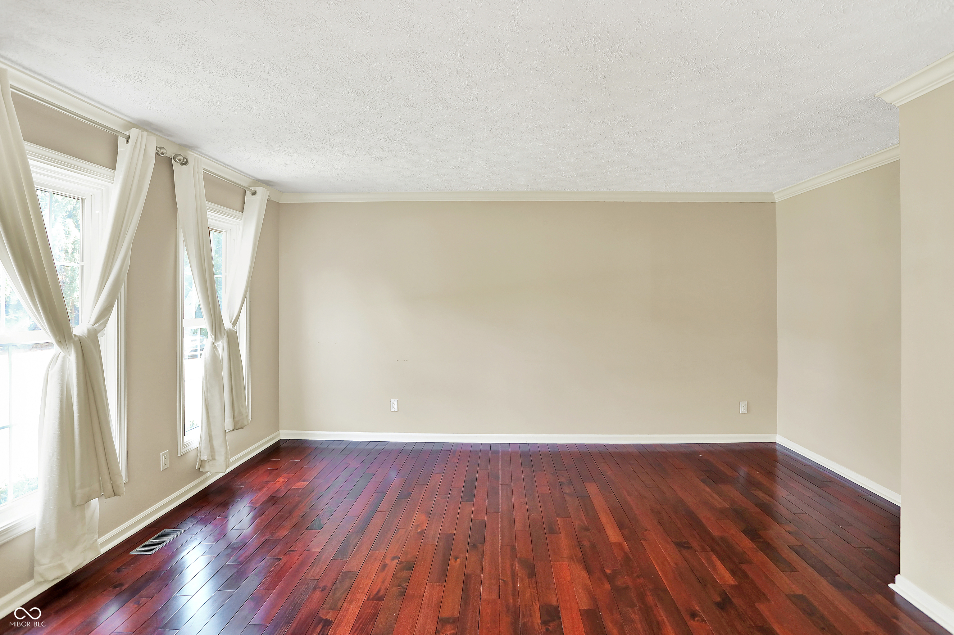Carmel, Indiana, 46290, United States, 5 Bedrooms Bedrooms, ,4 BathroomsBathrooms,Residential,For Sale,1920865