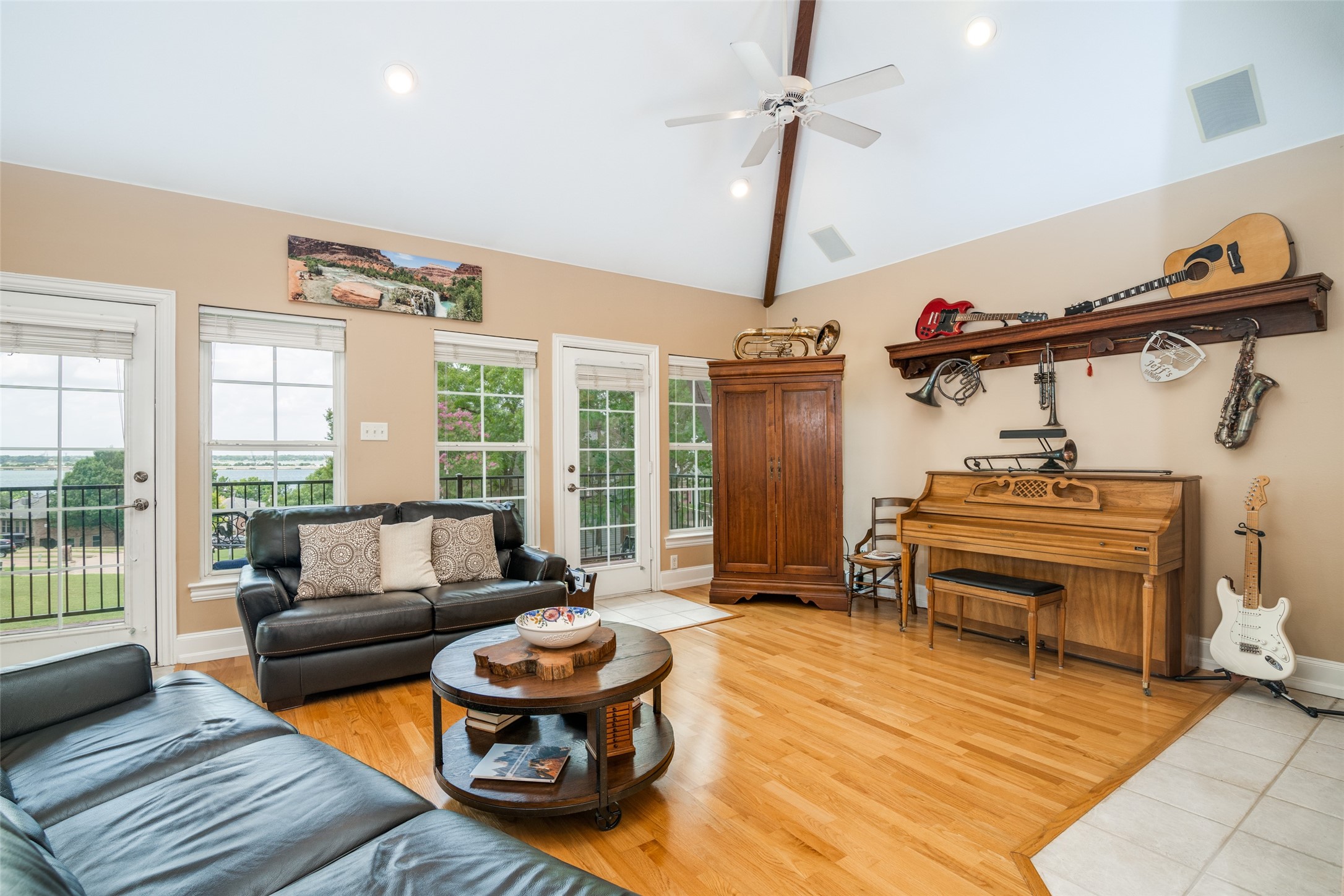 Rockwall, Texas, 75032, United States, 4 Bedrooms Bedrooms, ,4 BathroomsBathrooms,Residential,For Sale,1876549