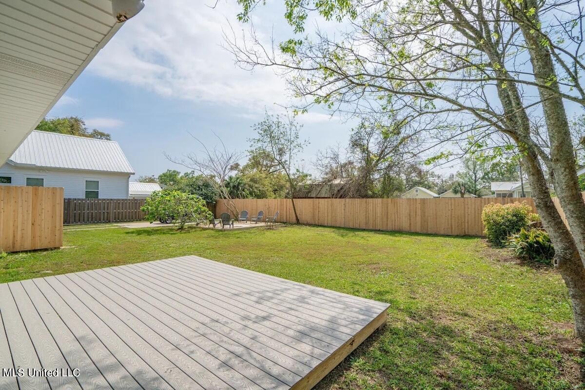 Bay Saint Louis, Mississippi, 39520, United States, 3 Bedrooms Bedrooms, ,2 BathroomsBathrooms,Residential,For Sale,1979454