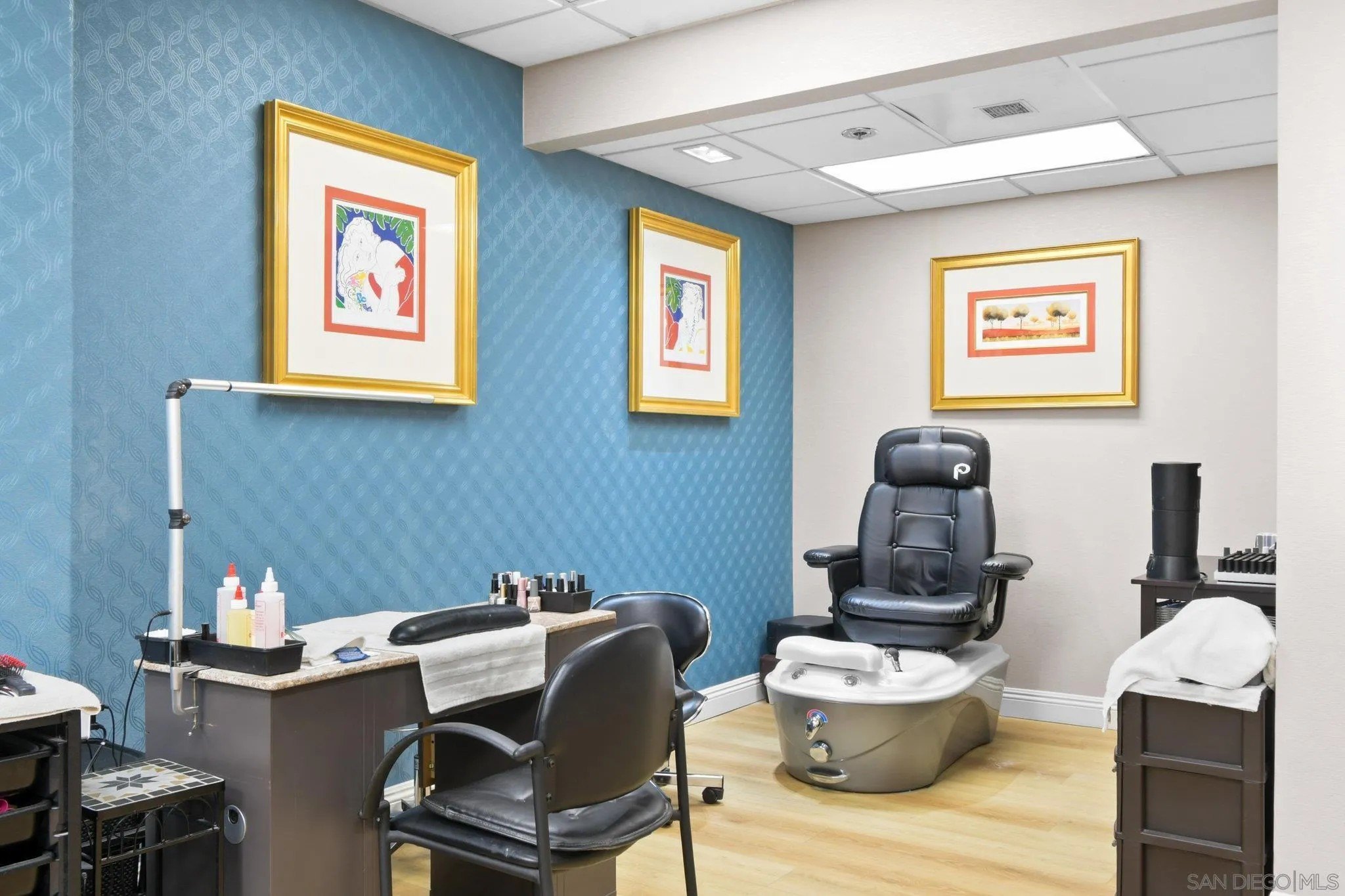 San Diego, California, 92122, United States, 2 Bedrooms Bedrooms, ,2 BathroomsBathrooms,Residential,For Sale,1972545