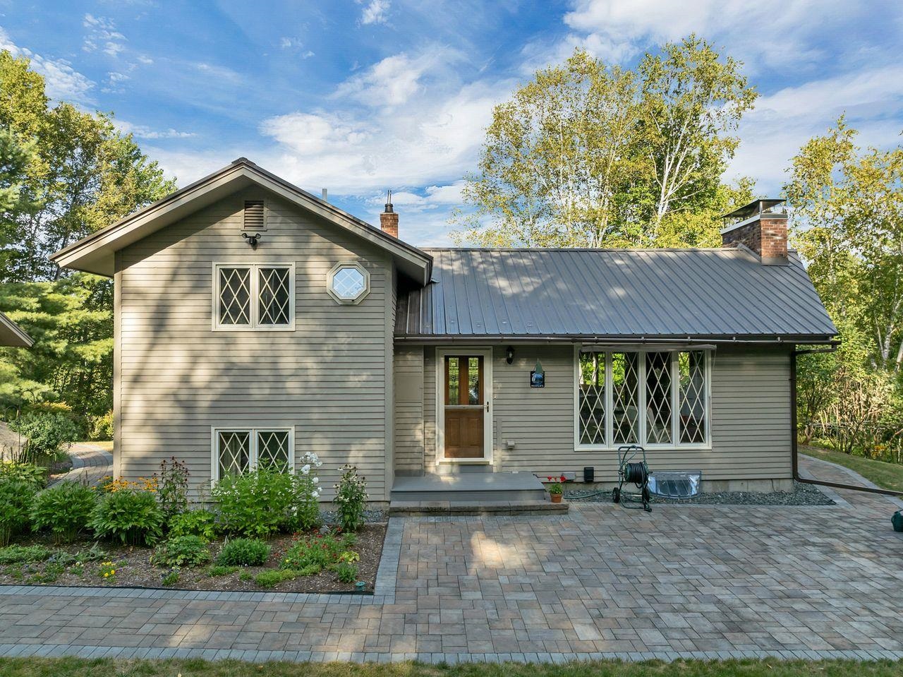 Thornton, New Hampshire, 03285, United States, 3 Bedrooms Bedrooms, ,2 BathroomsBathrooms,Residential,For Sale,1933303