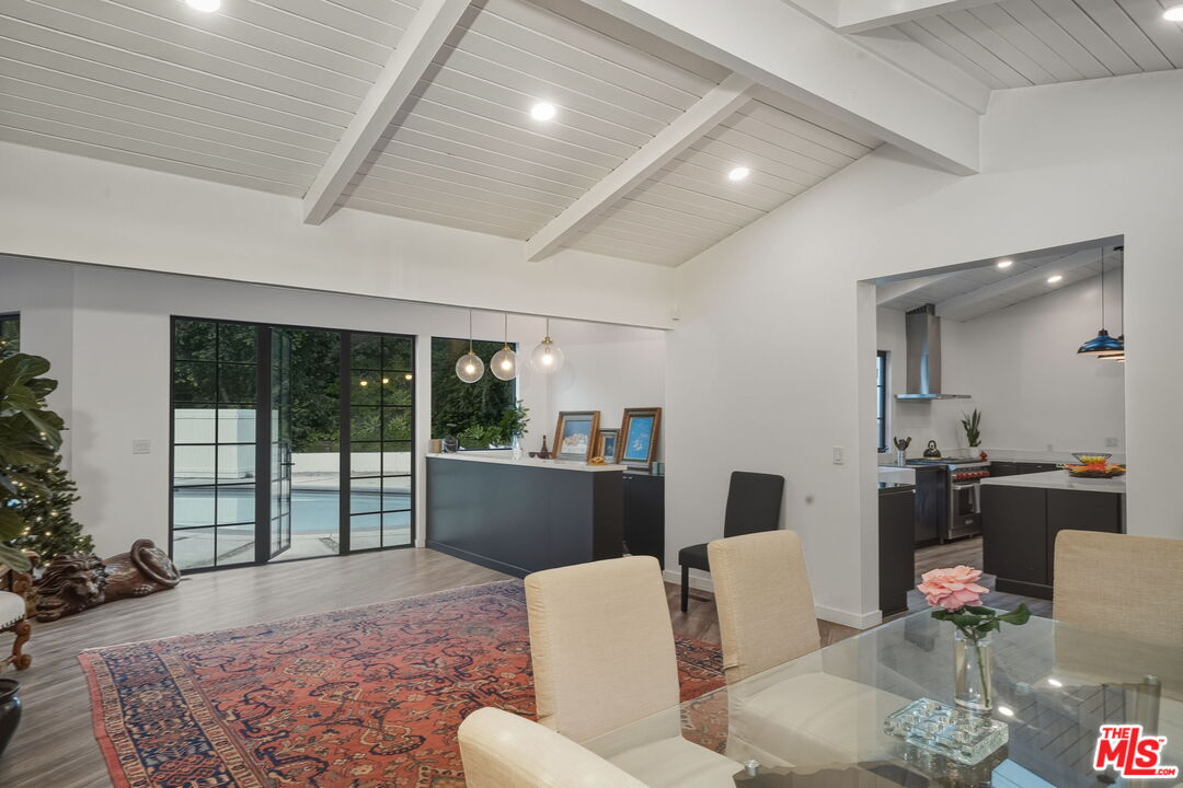 Los Angeles, California, 90049, United States, 3 Bedrooms Bedrooms, ,3 BathroomsBathrooms,Residential,For Sale,2002903