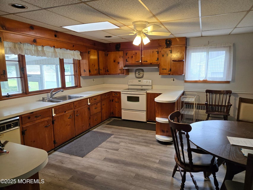 Weston Pl, Eatontown, NJ 07724 #1