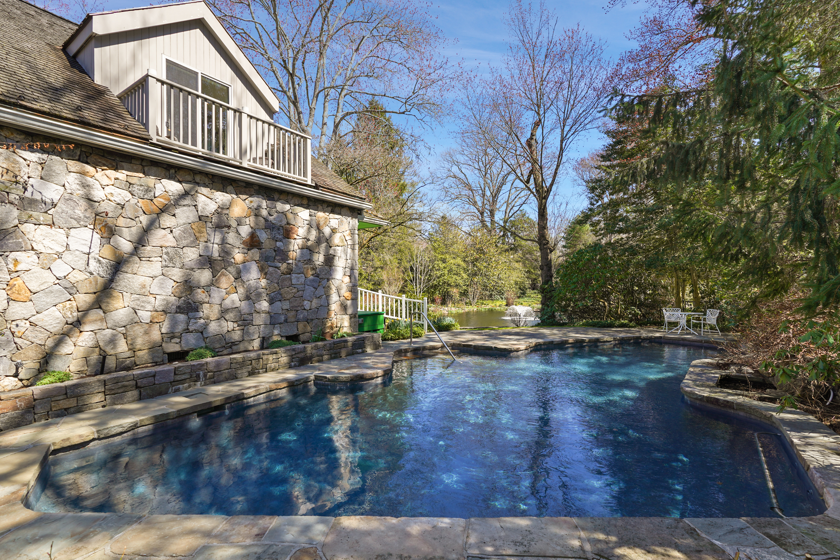  135 & 129 Zaccheus Mead Lane - 物件實景