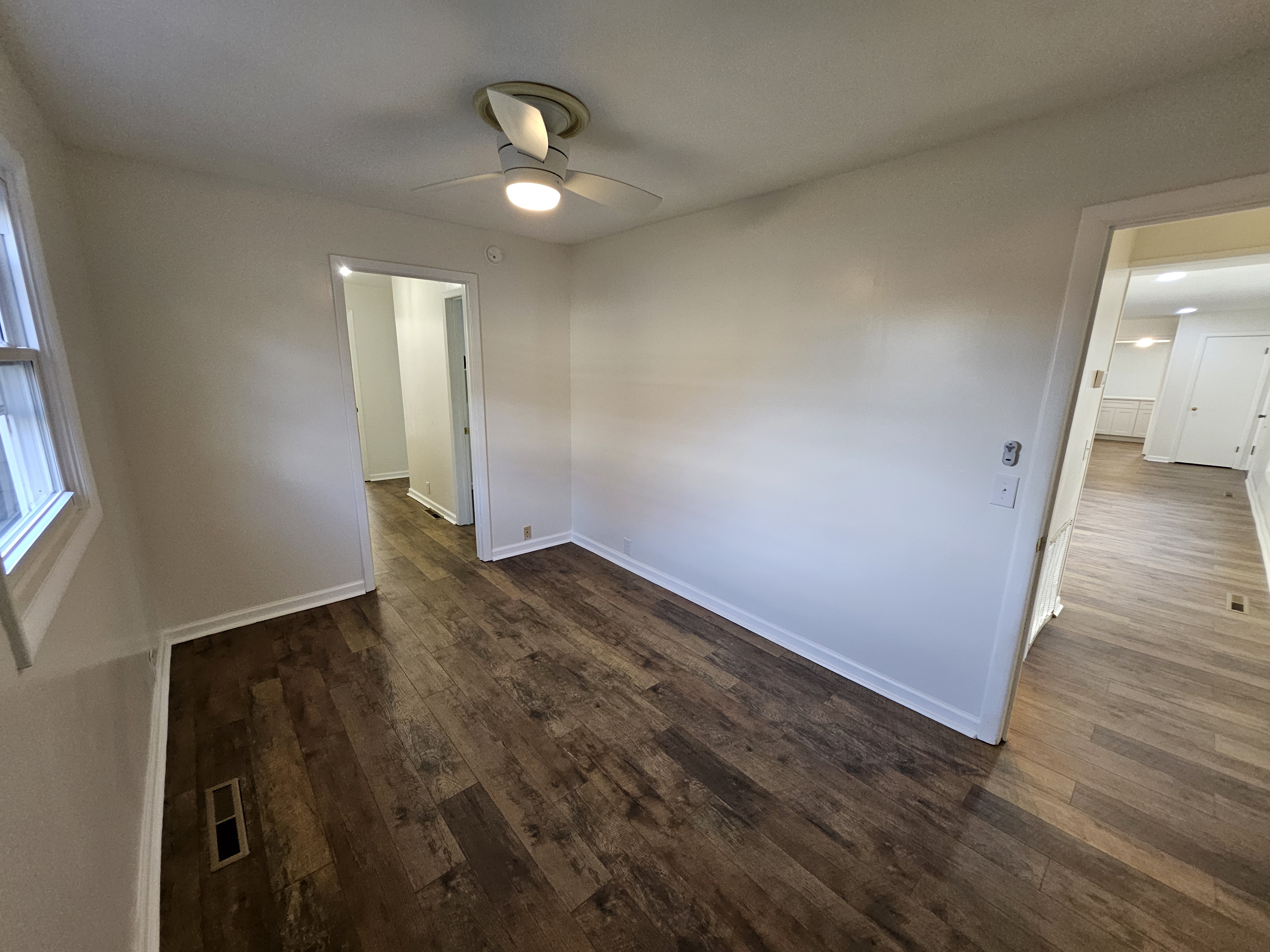 Monett, Missouri, 65708, United States, 4 Bedrooms Bedrooms, ,4 BathroomsBathrooms,Residential,For Sale,1998784