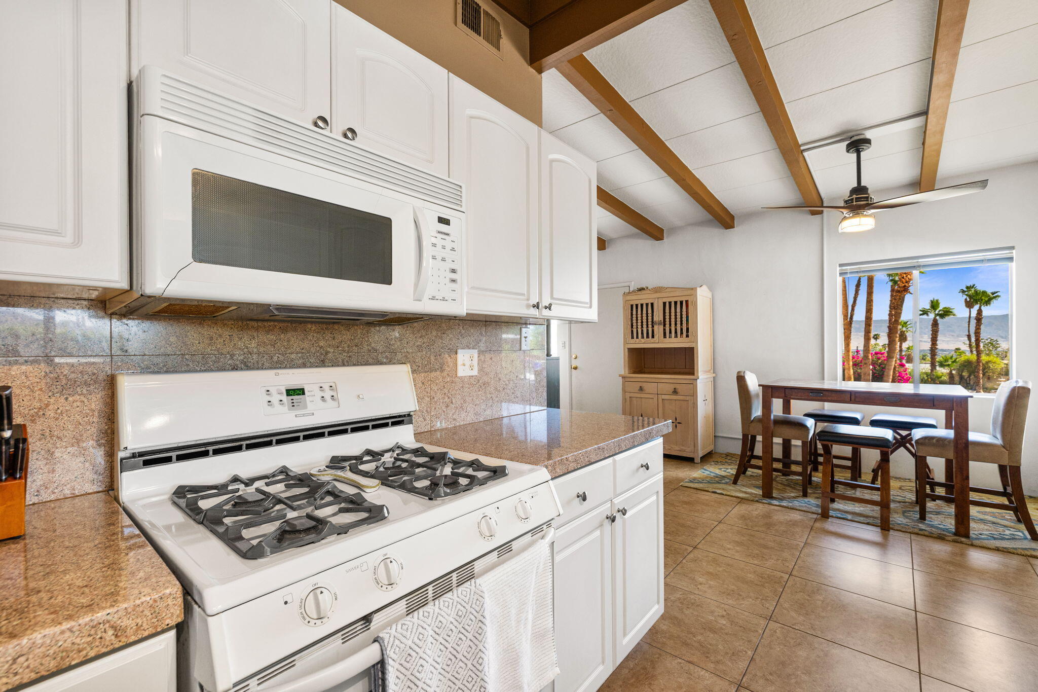 Cathedral City, California, 92234, United States, 3 Bedrooms Bedrooms, ,3 BathroomsBathrooms,Residential,For Sale,1896973