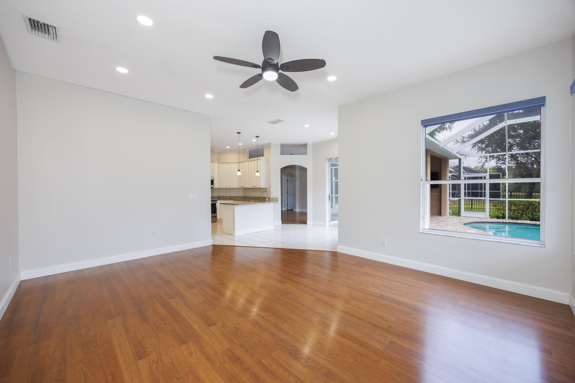 Tampa, Florida, 33647, United States, 4 Bedrooms Bedrooms, ,3 BathroomsBathrooms,Residential,For Sale,1982962