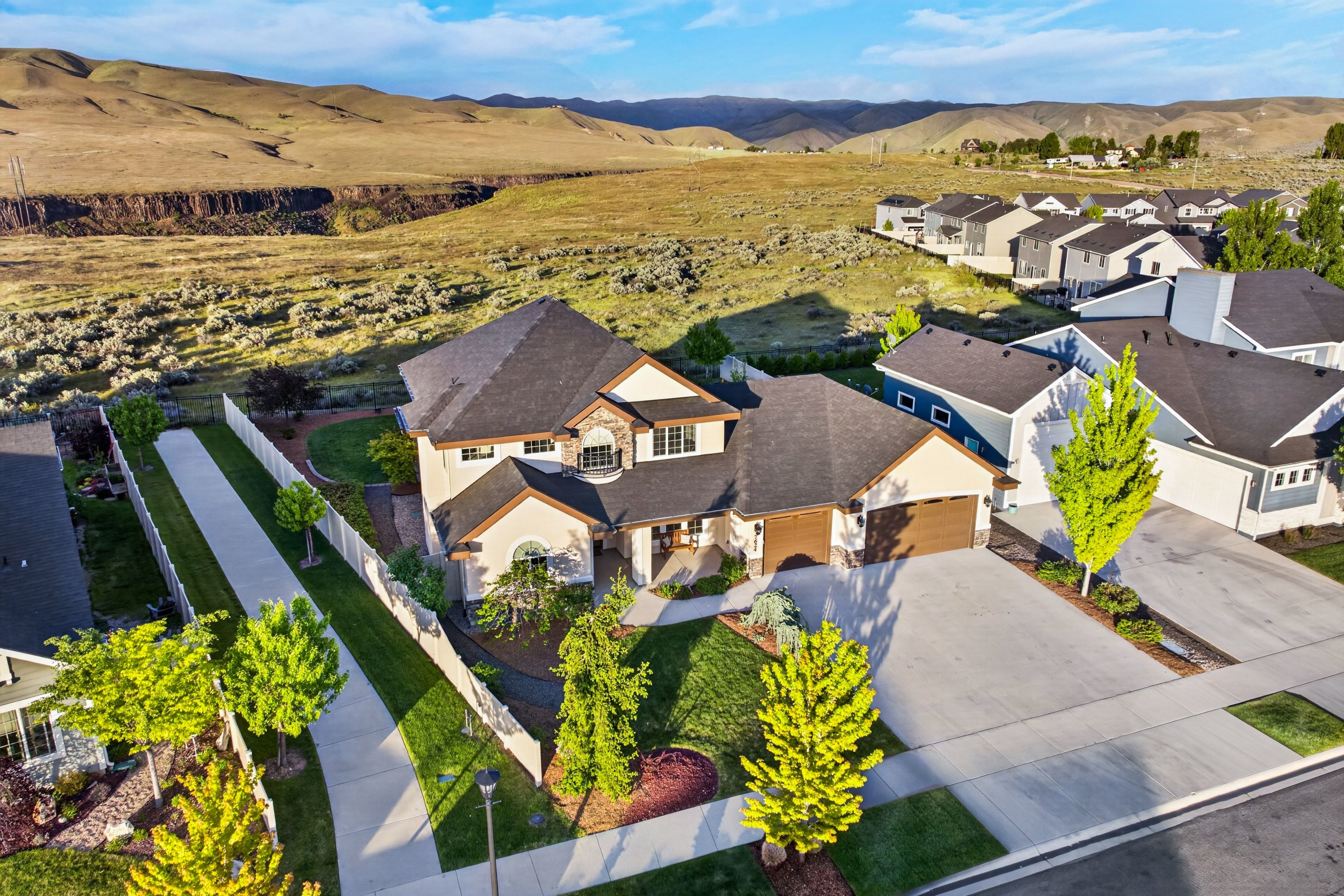  Refined Southeast Boise Living with Panoramic Vistas - 物件實景