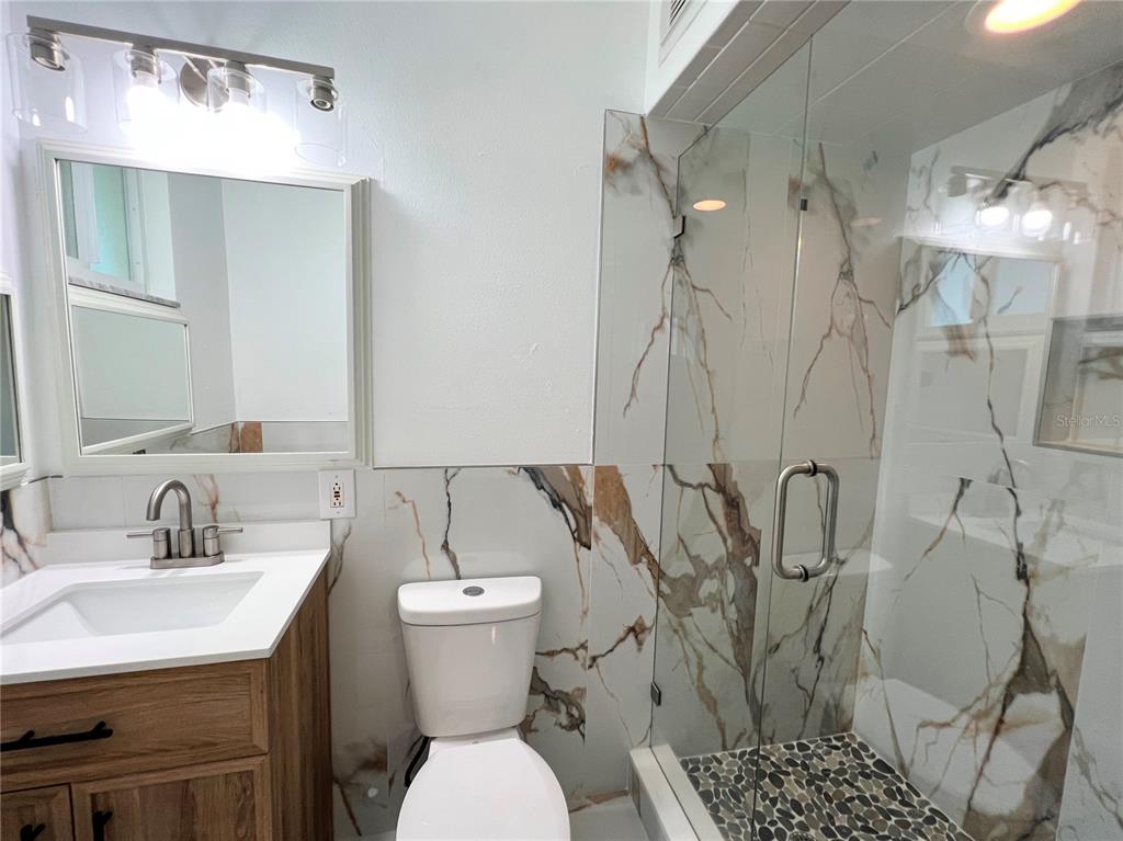 Sarasota, Florida, 34236, United States, 2 Bedrooms Bedrooms, ,2 BathroomsBathrooms,Residential,For Sale,1932959