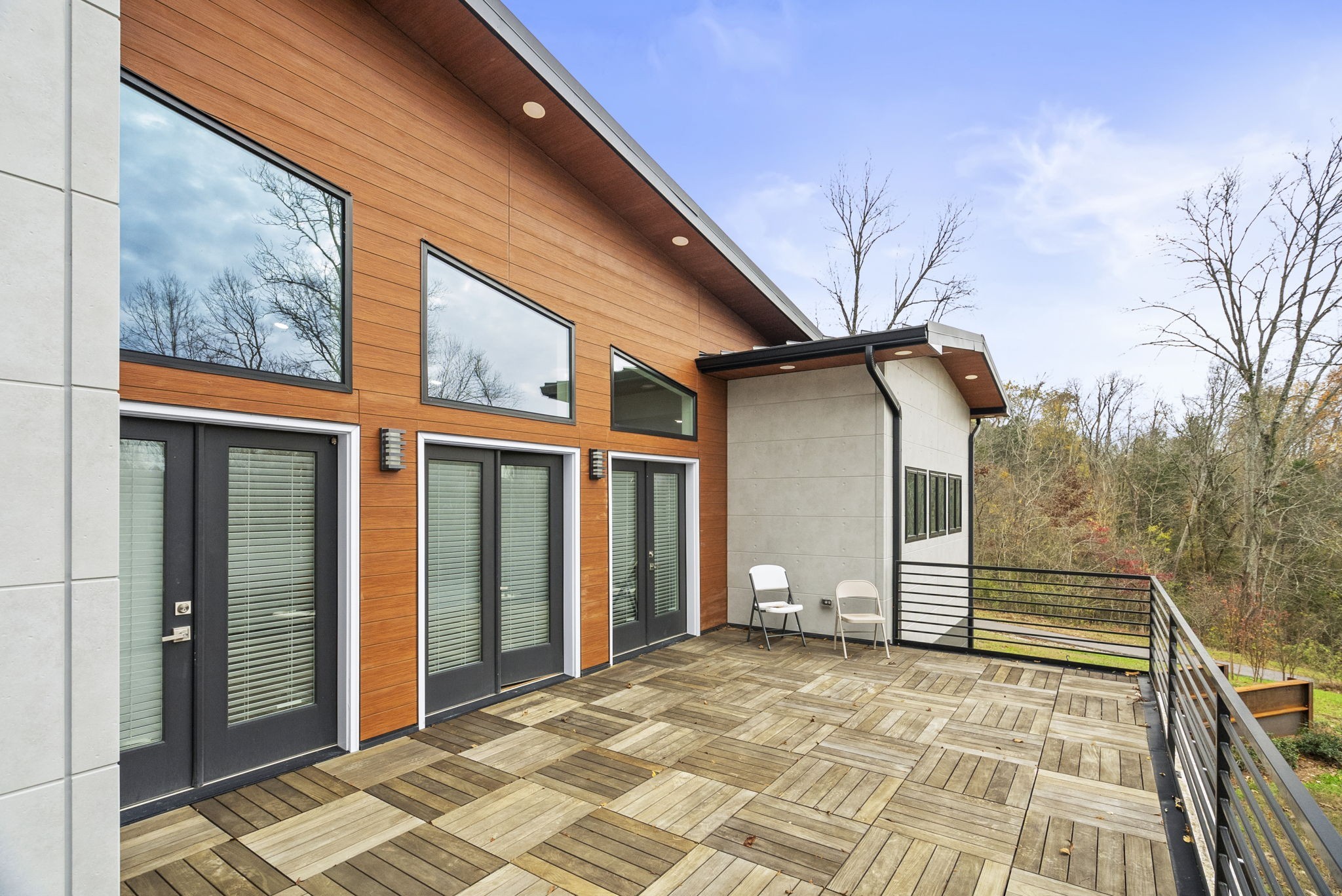 Bethpage, Tennessee, 37022, United States, 2 Bedrooms Bedrooms, ,2 BathroomsBathrooms,Residential,For Sale,1764166