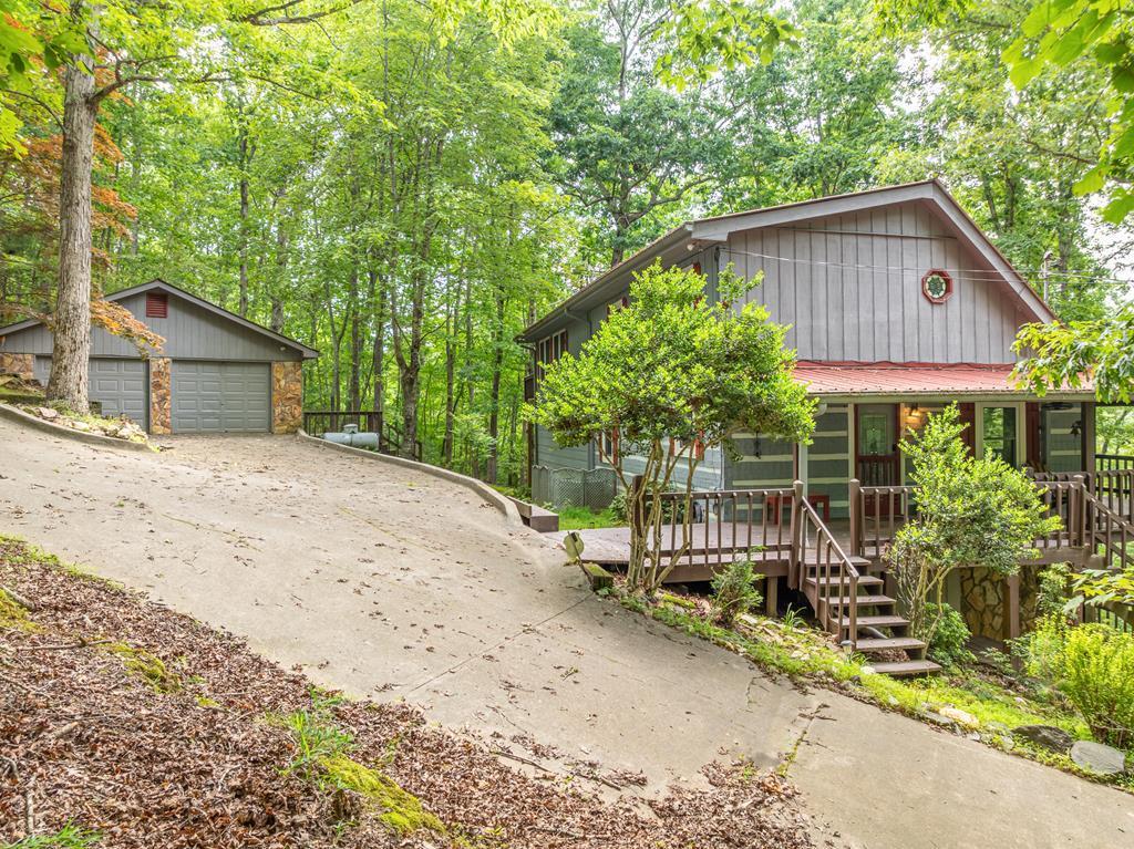Ellijay, Georgia, 30540, United States, 4 Bedrooms Bedrooms, ,4 BathroomsBathrooms,Residential,For Sale,1858933