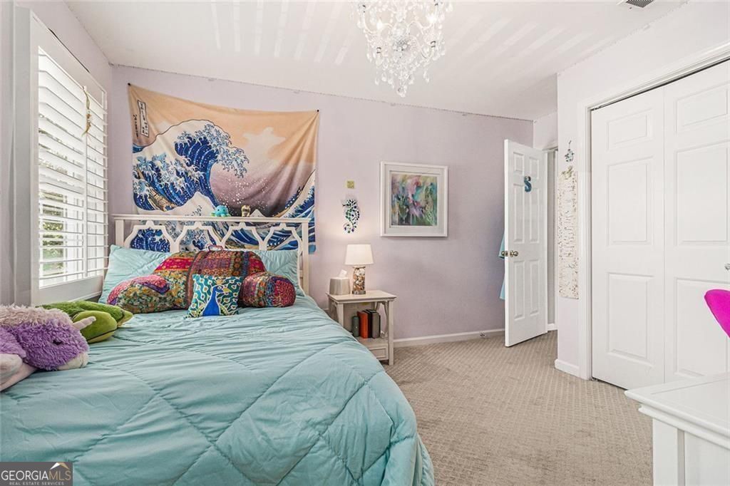 Roswell, Georgia, 30075, United States, 6 Bedrooms Bedrooms, ,5 BathroomsBathrooms,Residential,For Sale,1894243