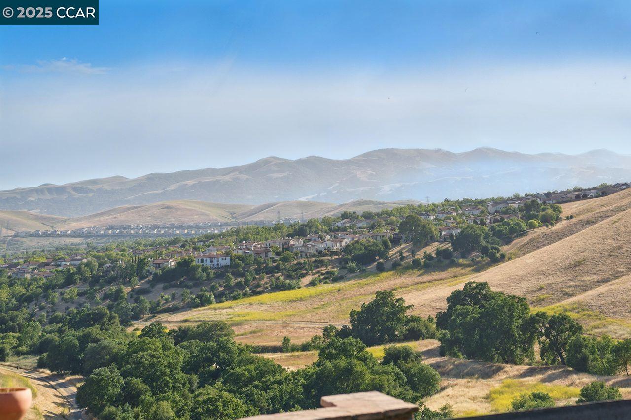 Danville, California, 94506, United States, 4 Bedrooms Bedrooms, ,4 BathroomsBathrooms,Residential,For Sale,1940508