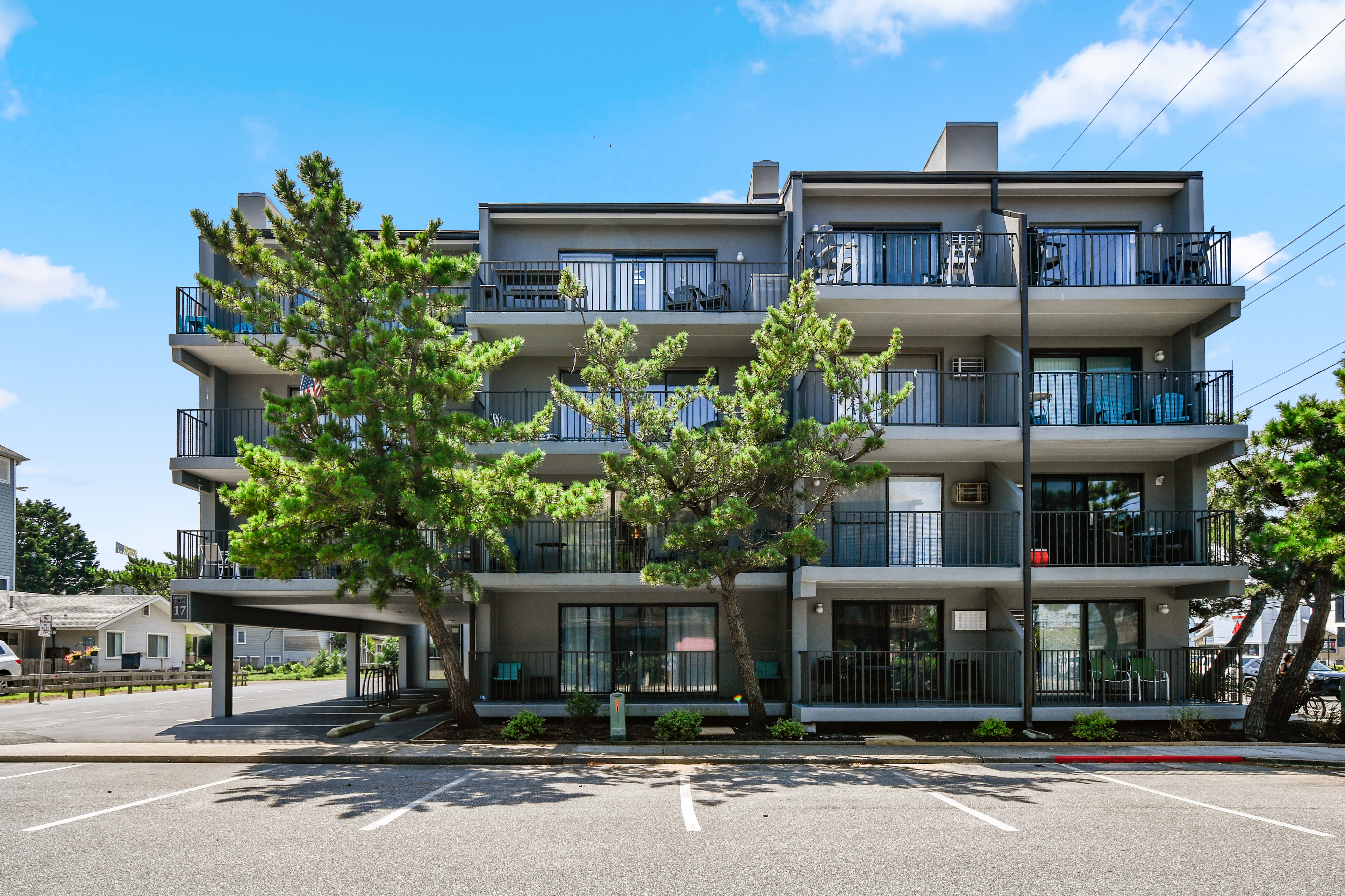 70th St, Ocean City, MD 21842