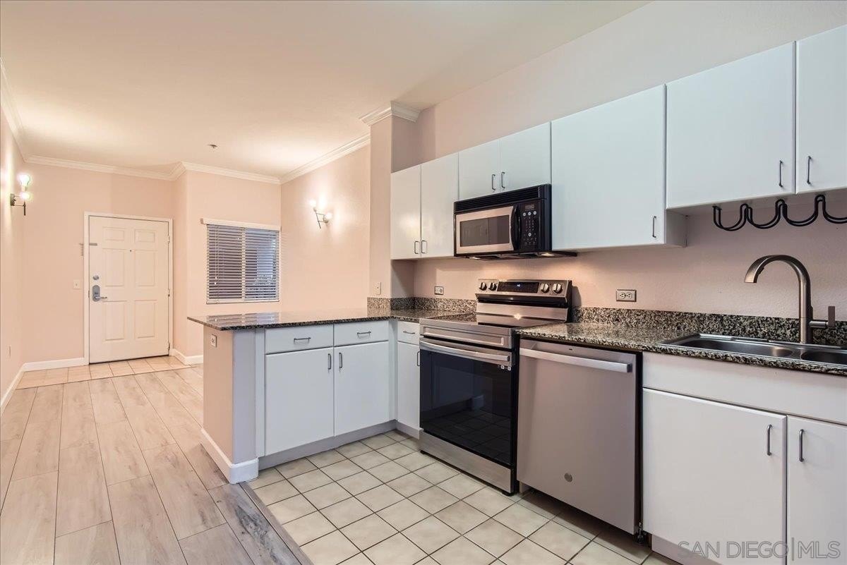 1643 6Th Ave 208, San Diego, California, 92101, United States, 2 Bedrooms Bedrooms, ,2 BathroomsBathrooms,Residential,For Sale,1643 6Th Ave 208,1673339