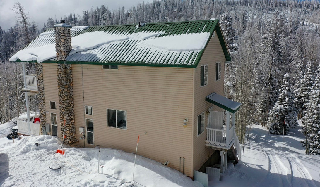 Brian Head, Utah, 84719, United States, 5 Bedrooms Bedrooms, ,3 BathroomsBathrooms,Residential,For Sale,1951004