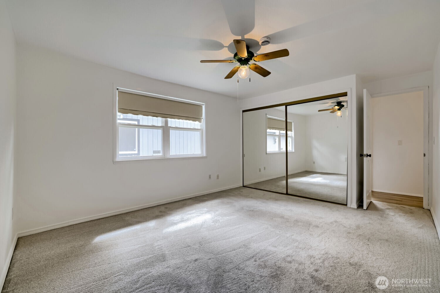 Everett, Washington, 98208, United States, 3 Bedrooms Bedrooms, ,1 BathroomBathrooms,Residential,For Sale,2036475