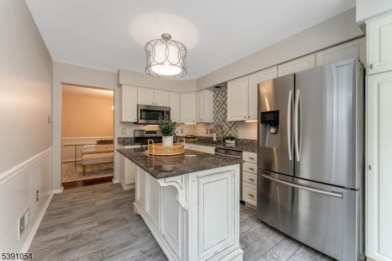 Readington Twp., New Jersey, 08889, United States, 3 Bedrooms Bedrooms, ,3 BathroomsBathrooms,Residential,For Sale,1989352