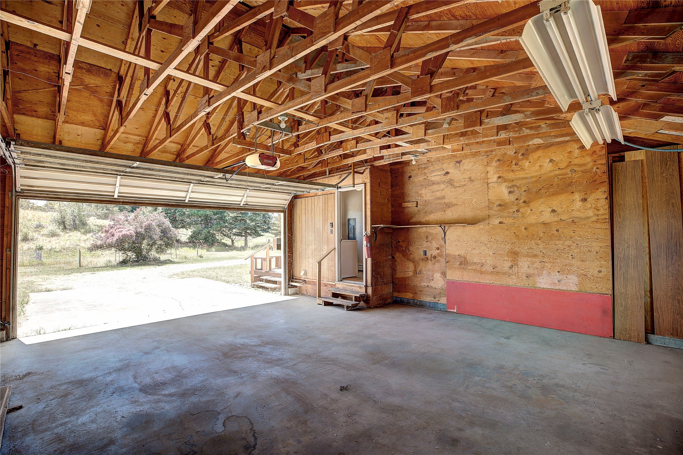 Polson, Montana, 59860, United States, 3 Bedrooms Bedrooms, ,2 BathroomsBathrooms,Residential,For Sale,1827901