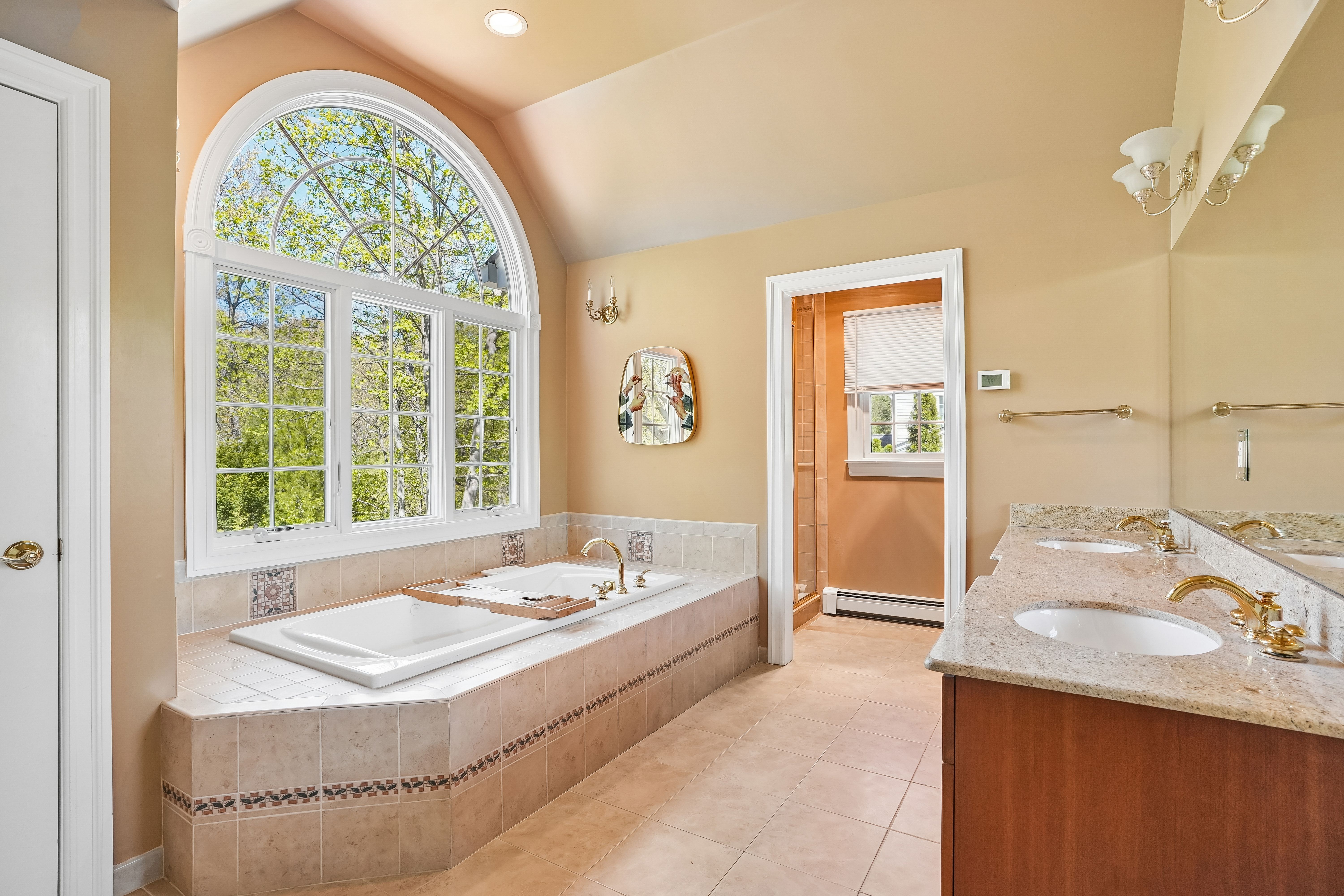  372 Lakeview Drive, Wyckoff, NJ 07481 - 物件實景