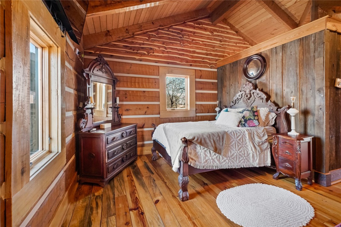 Eureka Springs, Arkansas, 72631, United States, ,Residential,For Sale,1837685