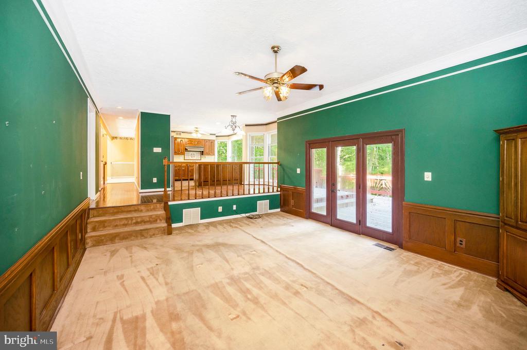 Woodbridge, Virginia, 22192, United States, 3 Bedrooms Bedrooms, ,3 BathroomsBathrooms,Residential,For Sale,1921378
