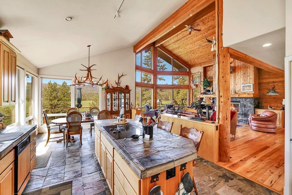 New Meadows, Idaho, 83654, United States, 3 Bedrooms Bedrooms, ,1 BathroomBathrooms,Residential,For Sale,1846350
