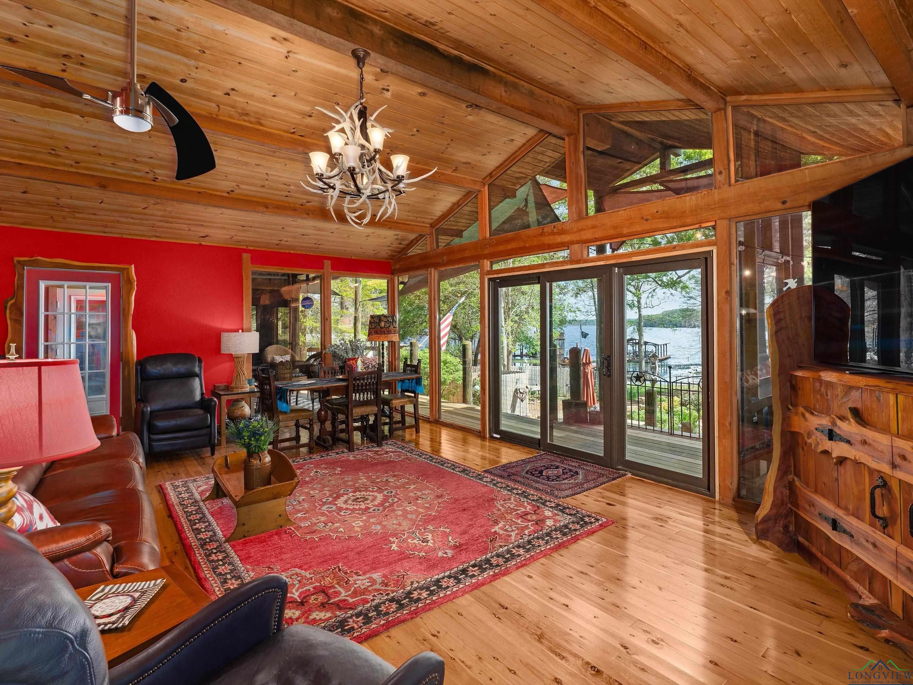 Karnack, Texas, 75661, United States, 3 Bedrooms Bedrooms, ,3 BathroomsBathrooms,Residential,For Sale,1975449