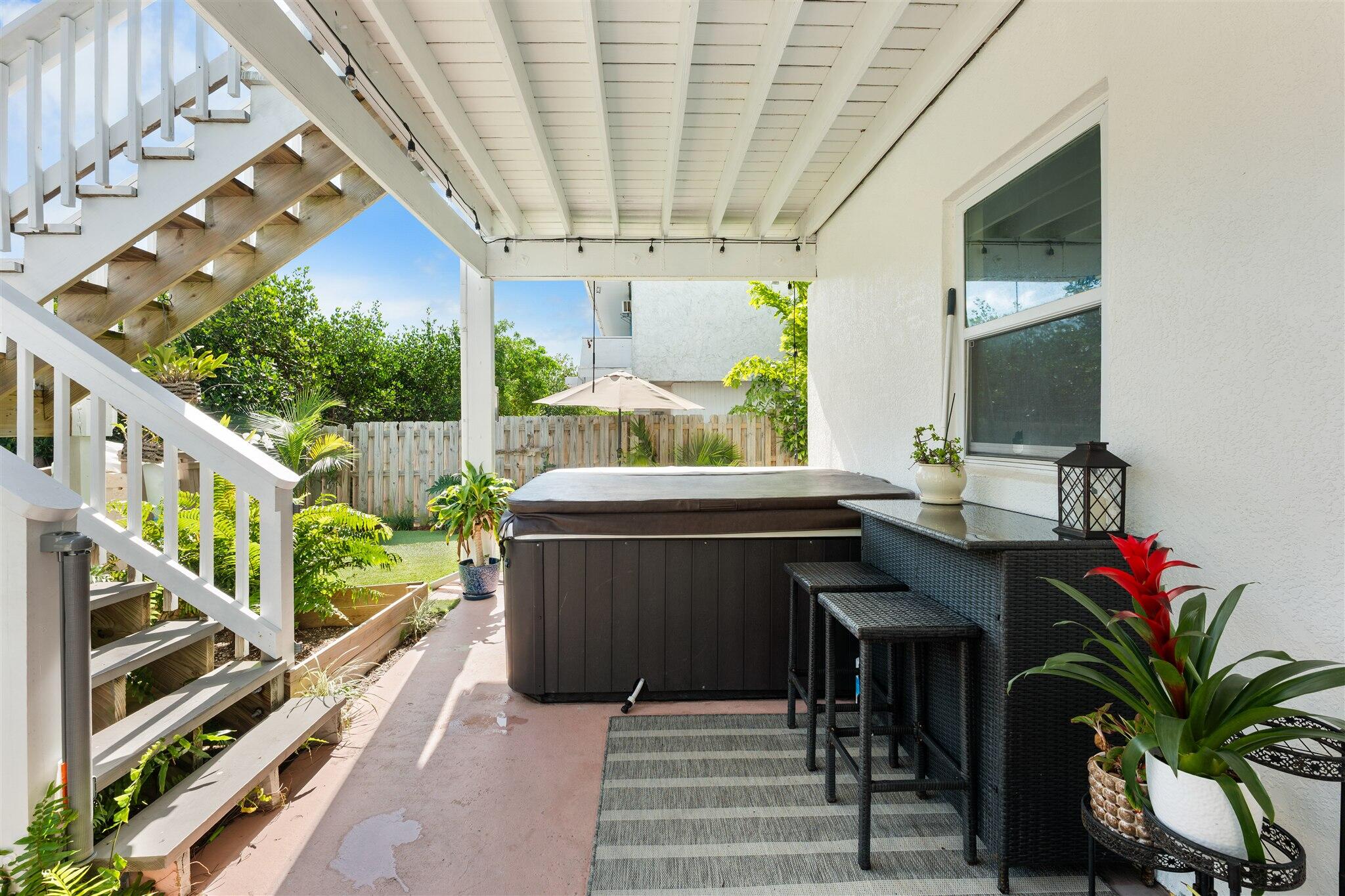 MARATHON, Florida, 33050, United States, 2 Bedrooms Bedrooms, ,2 BathroomsBathrooms,Residential,For Sale,2000916