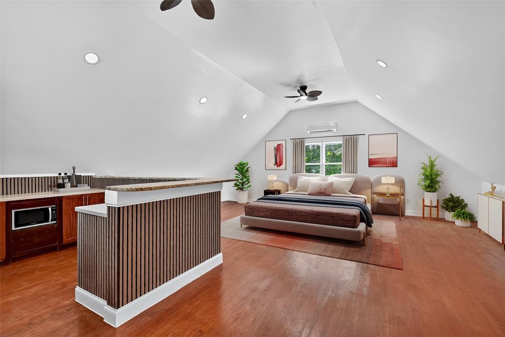 Warwick, New York, 10990, United States, 5 Bedrooms Bedrooms, ,4 BathroomsBathrooms,Residential,For Sale,1981547