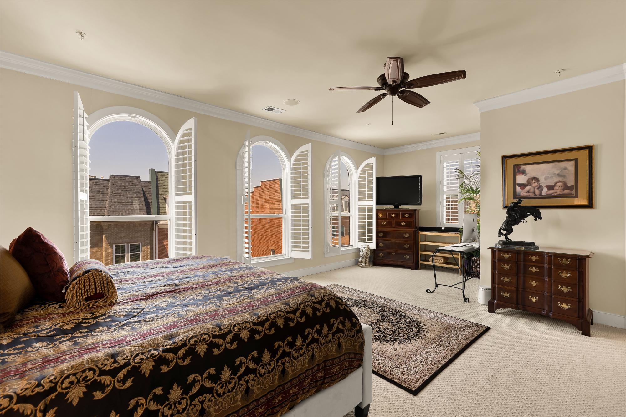  701 Annie Rose, Alexandria, VA, 22301 - 物件實景