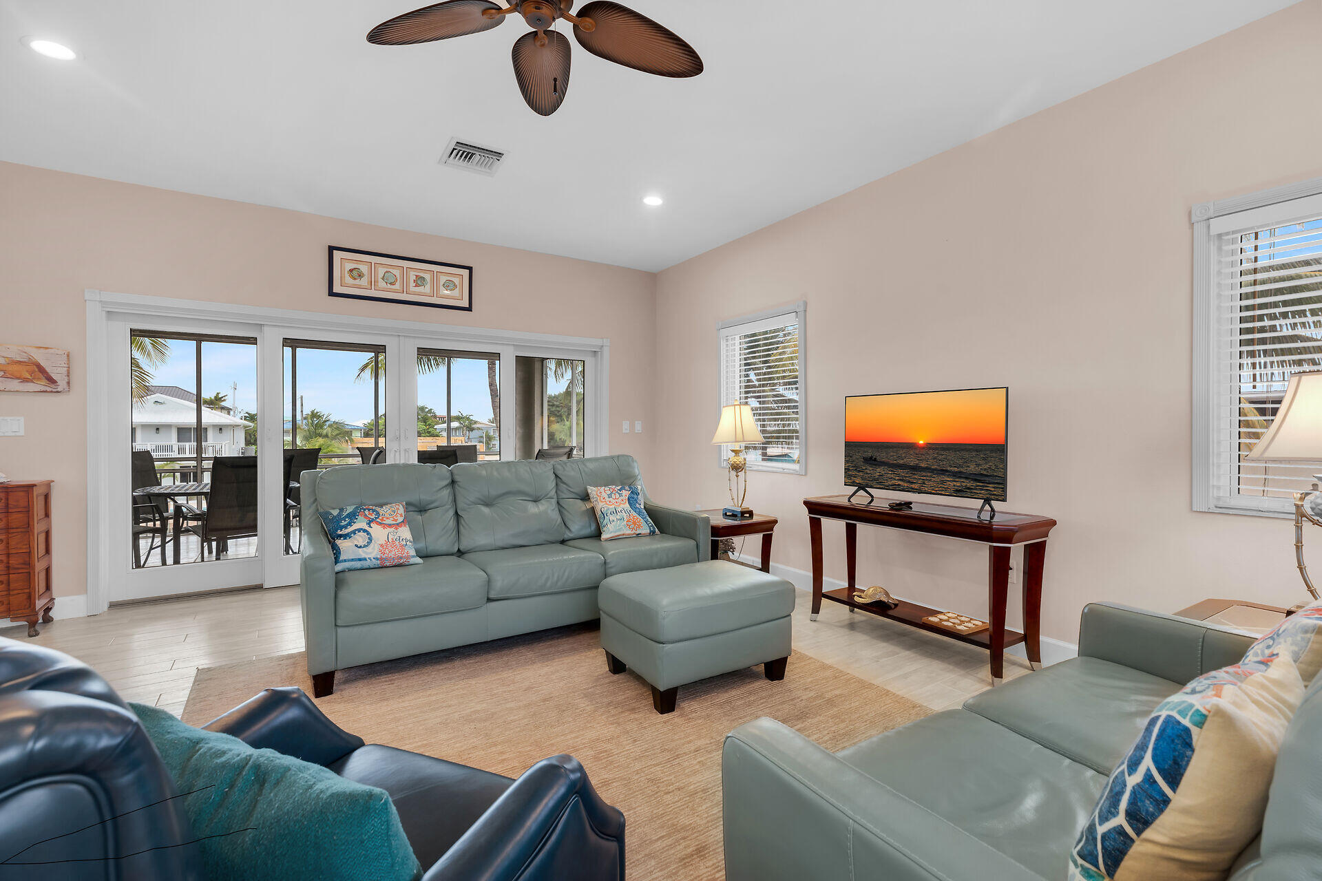 MARATHON, Florida, 33050, United States, 5 Bedrooms Bedrooms, ,3 BathroomsBathrooms,Residential,For Sale,1691478