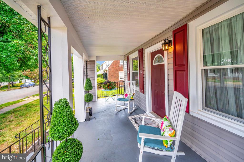 Fredericksburg, Virginia, 22401, United States, 4 Bedrooms Bedrooms, ,3 BathroomsBathrooms,Residential,For Sale,1916037