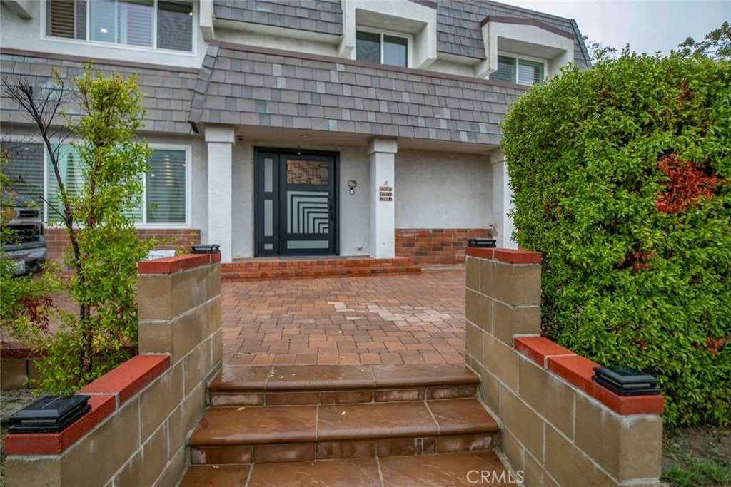 Granada Hills, California, 91344, United States, 4 Bedrooms Bedrooms, ,3 BathroomsBathrooms,Residential,For Sale,1993417