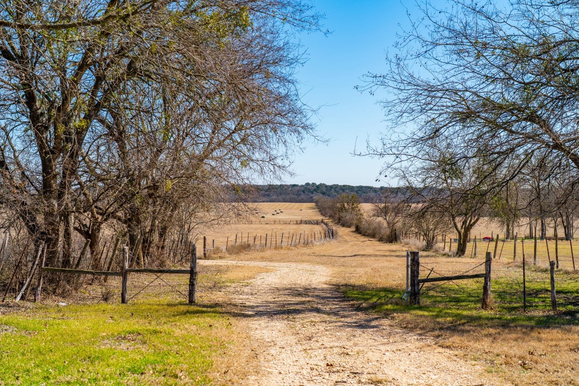 Belton, Texas, 76513, United States, 3 Bedrooms Bedrooms, ,5 BathroomsBathrooms,Residential,For Sale,1882630