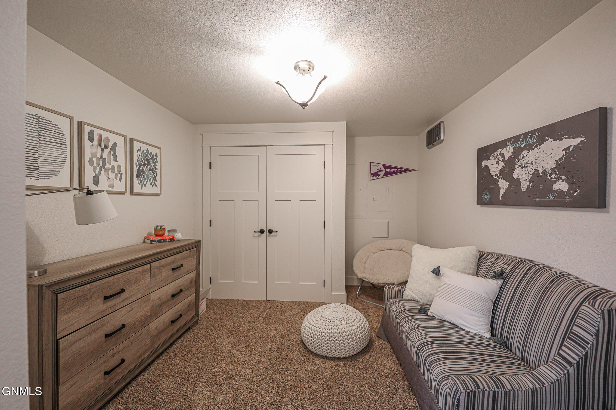 Bismarck, North Dakota, 58503, United States, 6 Bedrooms Bedrooms, ,5 BathroomsBathrooms,Residential,For Sale,1980273