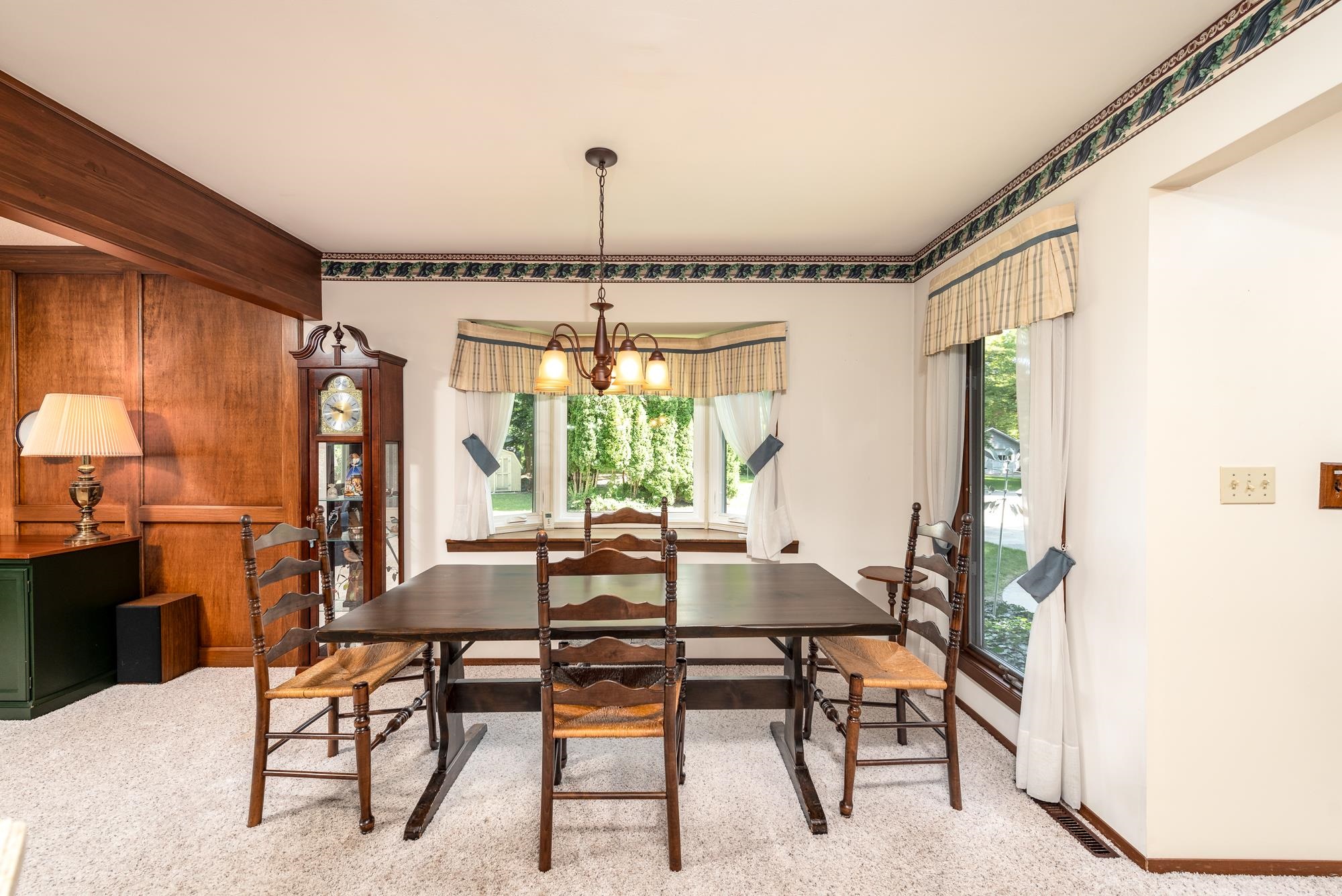 Sanford, Michigan, 48657, United States, 3 Bedrooms Bedrooms, ,3 BathroomsBathrooms,Residential,For Sale,1873518