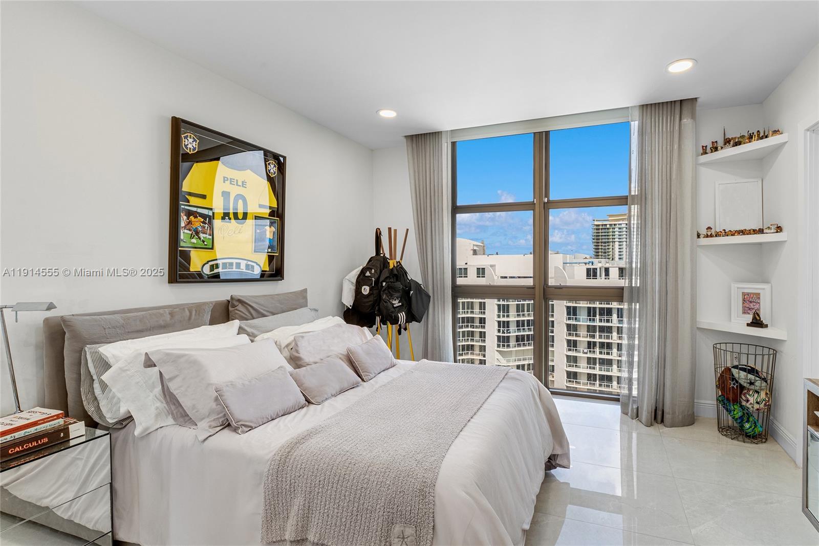 Sunny Isles Beach, Florida, 33160, United States, 6 Bedrooms Bedrooms, ,7 BathroomsBathrooms,Residential,For Sale,1993473