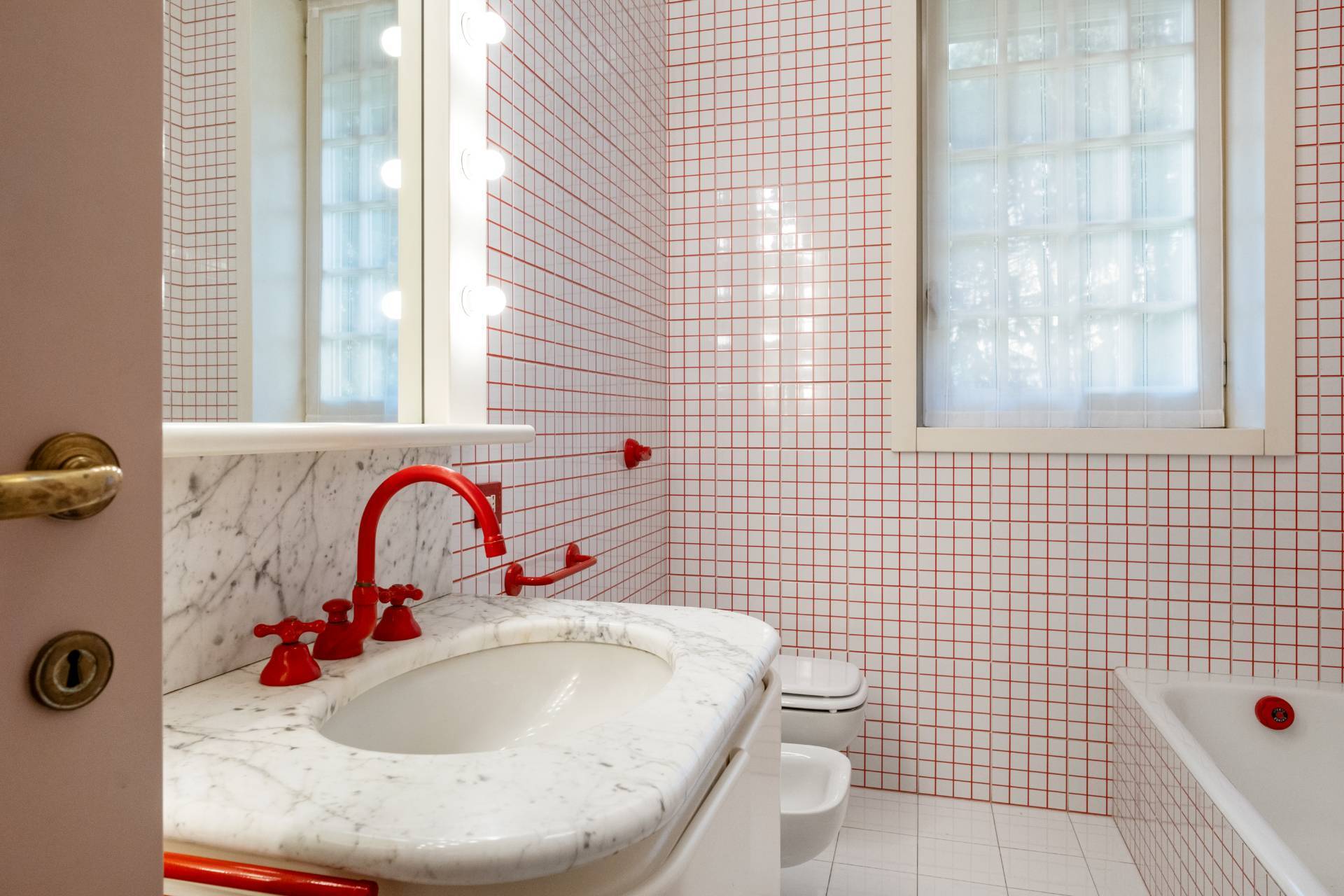 Eupilio, Como, 22030, IT, 6 Bedrooms Bedrooms, ,6 BathroomsBathrooms,Residential,For Sale,1708467