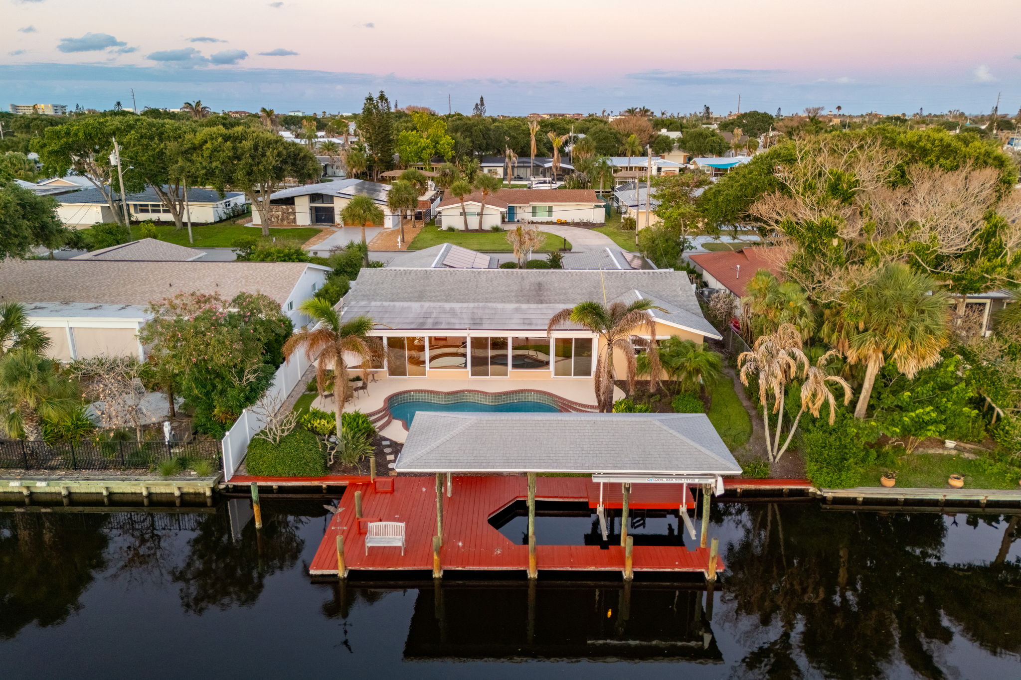  27 Westview Lane, Cocoa Beach, FL, 32931 - 物件實景