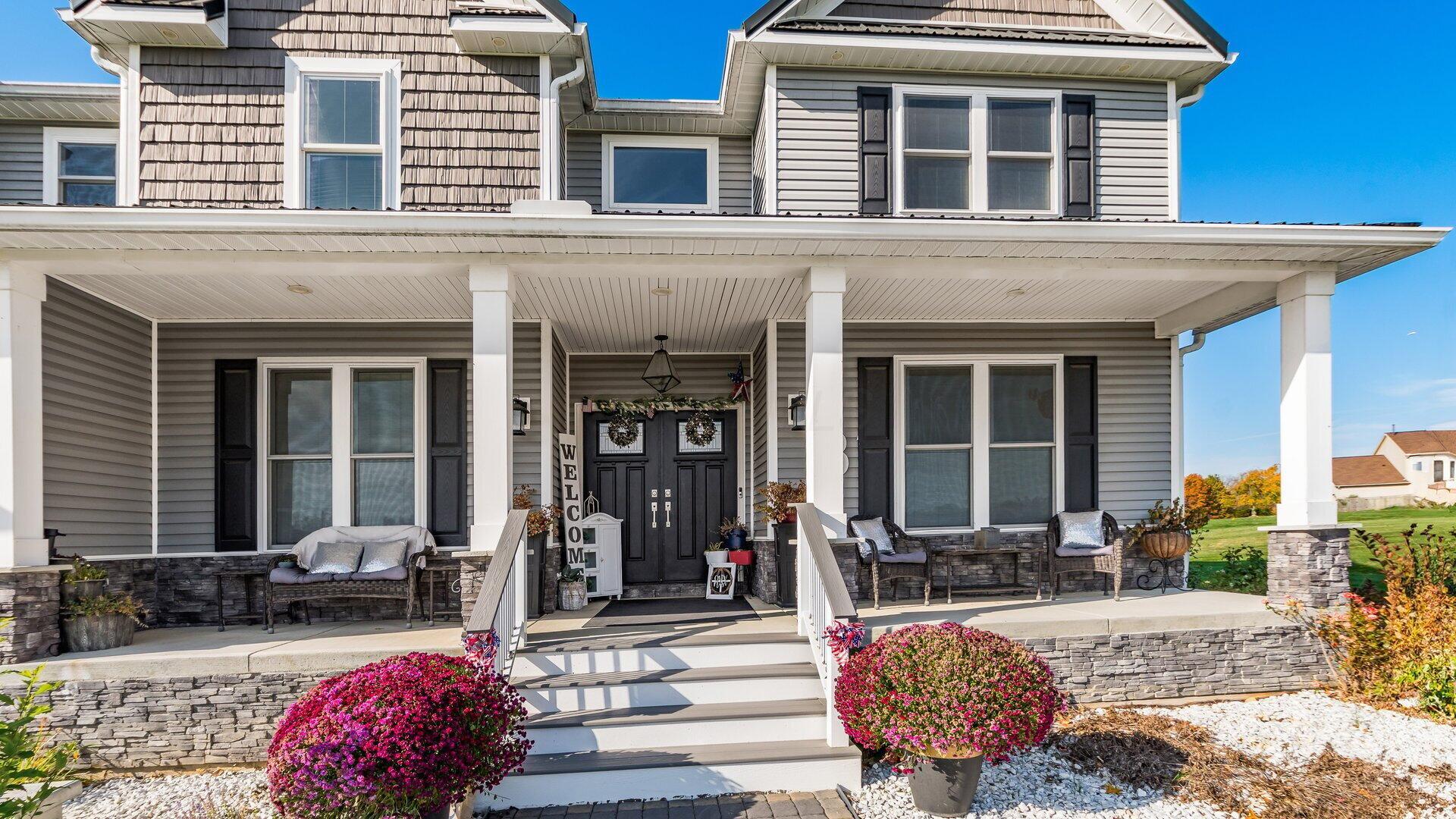 Hebron, Ohio, 43025, United States, 5 Bedrooms Bedrooms, ,5 BathroomsBathrooms,Residential,For Sale,1988631