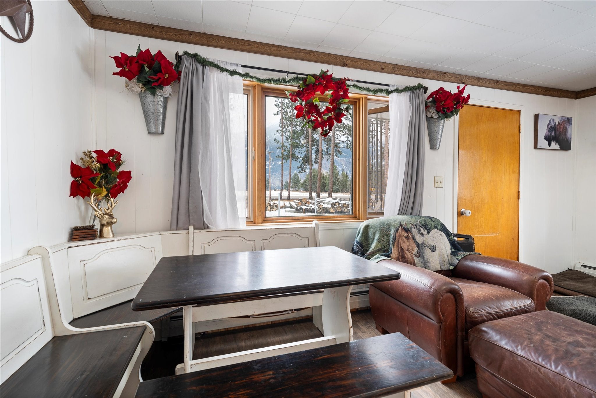 1985 Mt Highway 206, Columbia Falls, Montana, 59912, United States, 3 Bedrooms Bedrooms, ,1 BathroomBathrooms,Residential,For Sale,1985 Mt Highway 206,1672073