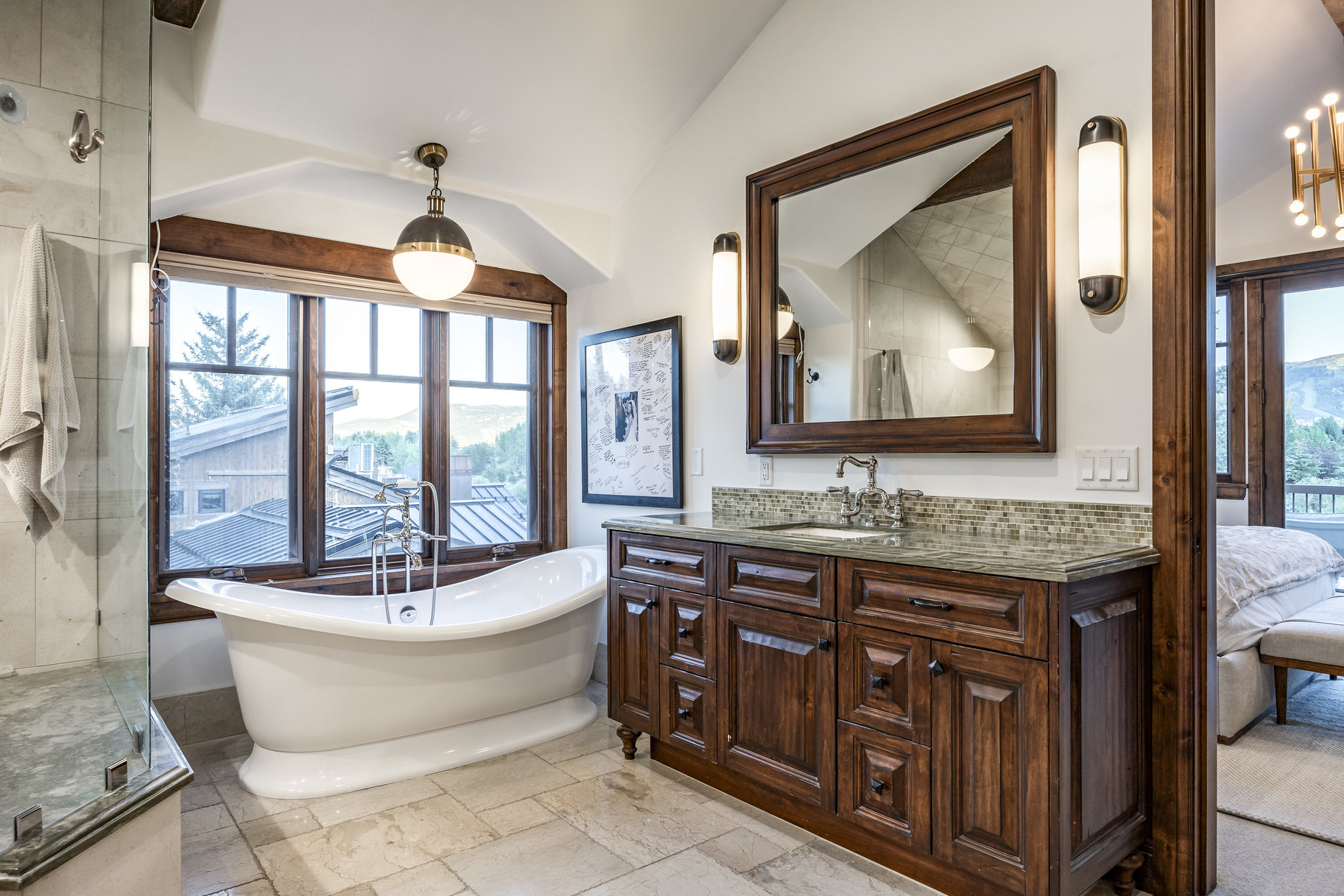  Rare Park Meadows Retreat with Creekside Setting and Expansive Ski Resort Views - 物件實景