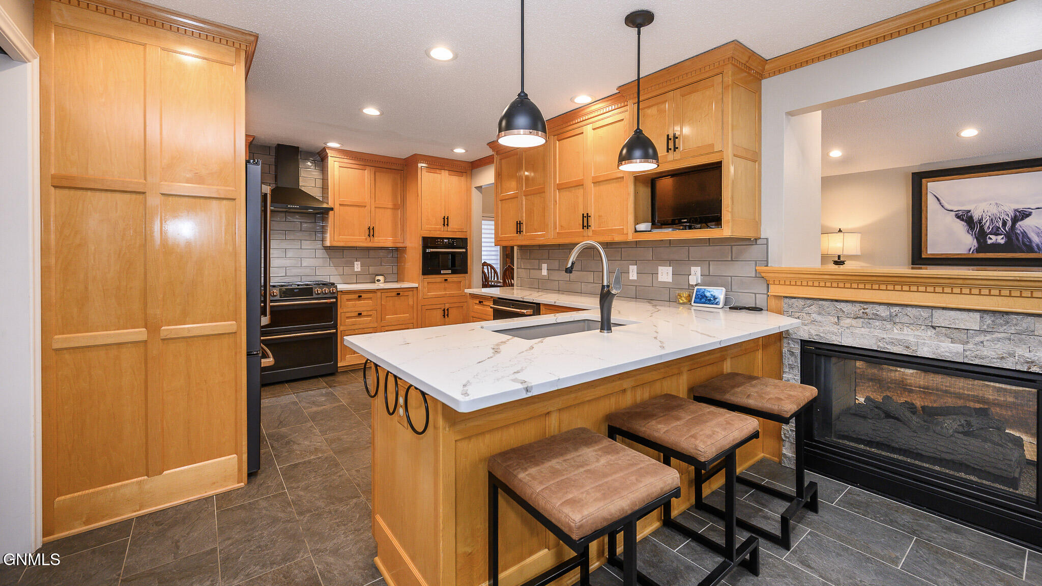 Mandan, North Dakota, 58554, United States, 5 Bedrooms Bedrooms, ,4 BathroomsBathrooms,Residential,For Sale,2005238