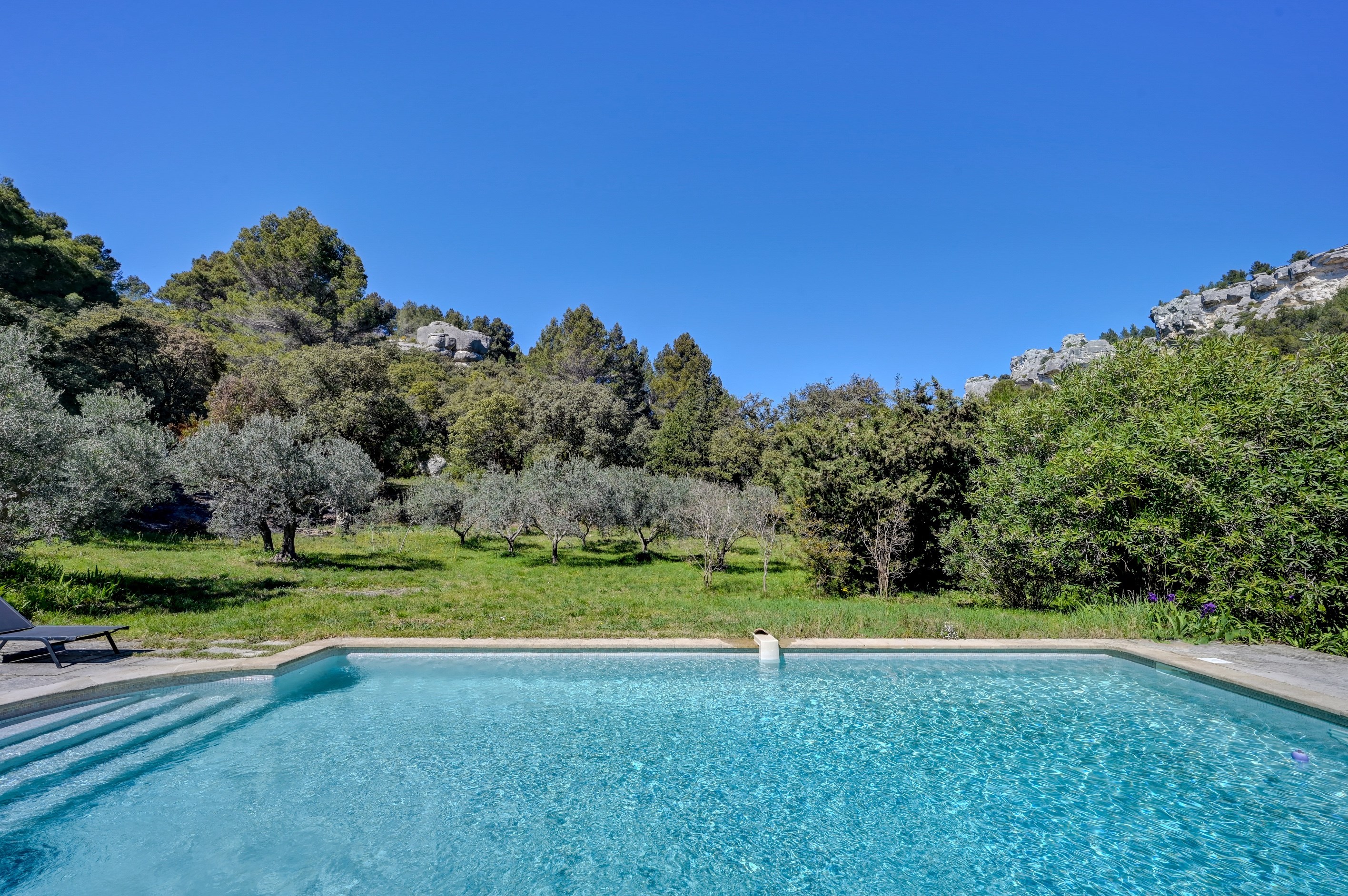  Exclusive. Authentic and charming property located in Les Baux-de-Provence - 物件實景