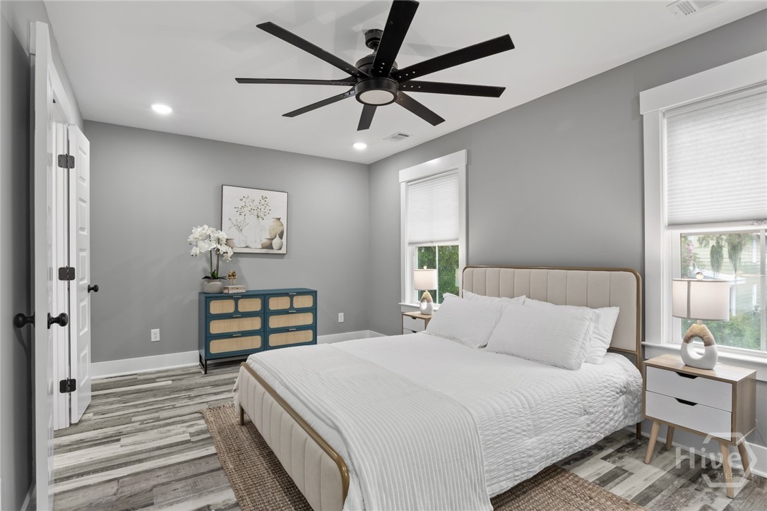 Savannah, Georgia, 31401, United States, 4 Bedrooms Bedrooms, ,3 BathroomsBathrooms,Residential,For Sale,1898819