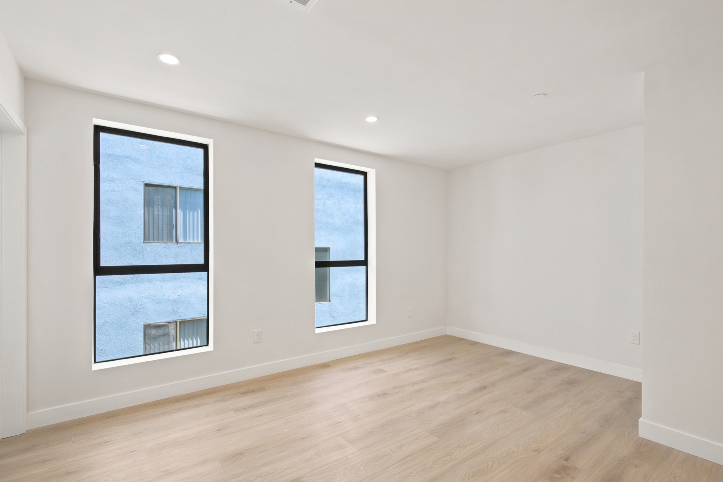  1434 N Poinsettia Pl - 物件實景