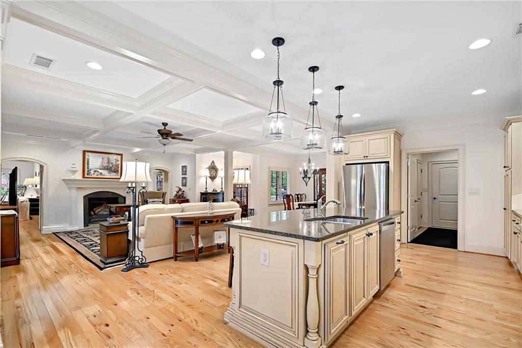 Cumming, Georgia, 30041, United States, 3 Bedrooms Bedrooms, ,2 BathroomsBathrooms,Residential,For Sale,1931073